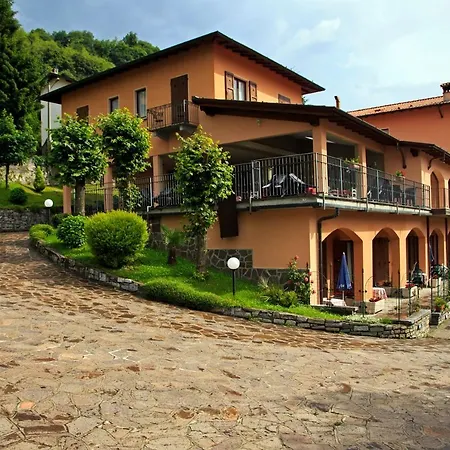 Breglia Hotel 2*