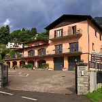 Отель Breglia