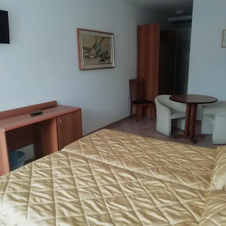 Hotel Breglia 2*