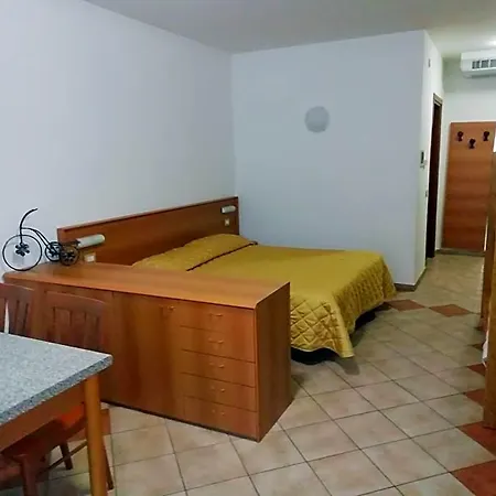 Hotell Breglia Plesio