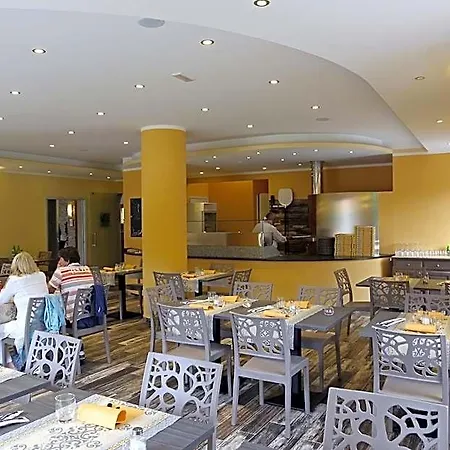 Breglia Hotel 2*