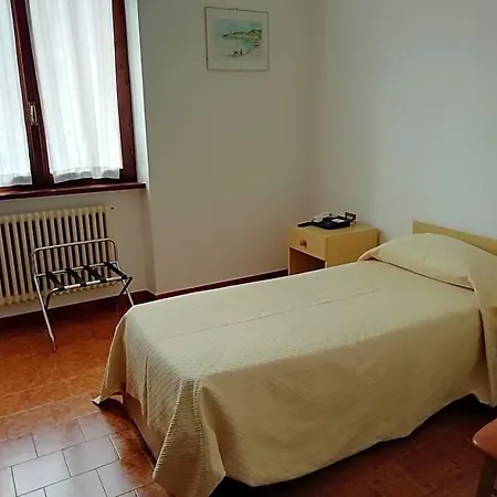 Hotell Breglia Plesio
