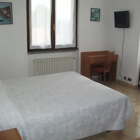 Hotel Breglia 2*